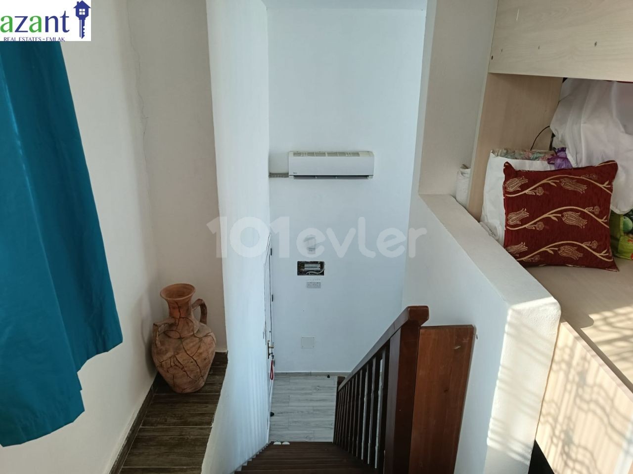 KARŞIYAKA'DA 1+1 DUPLEX DAİRE