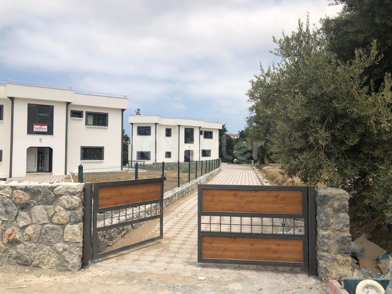 WUNDERSCHÖNE NEUE 4+1 VILLA IN ALSANCAK