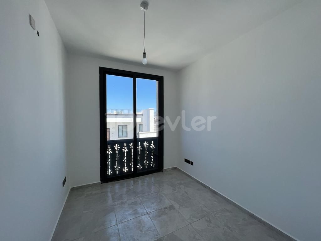 NEW 1 BEDROOM APARTMENT IN KARAOĞLANOĞLU