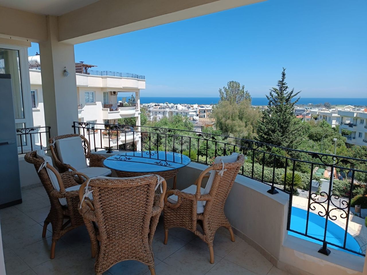 ALSANCAK'TA 3 YATAK ODALI PENTHOUSE  DAİRE