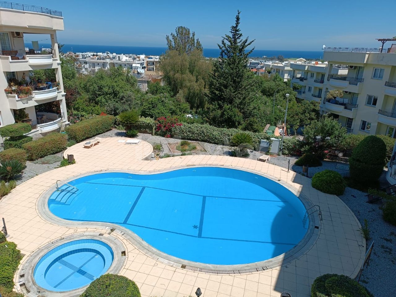 ALSANCAK'TA 3 YATAK ODALI PENTHOUSE  DAİRE