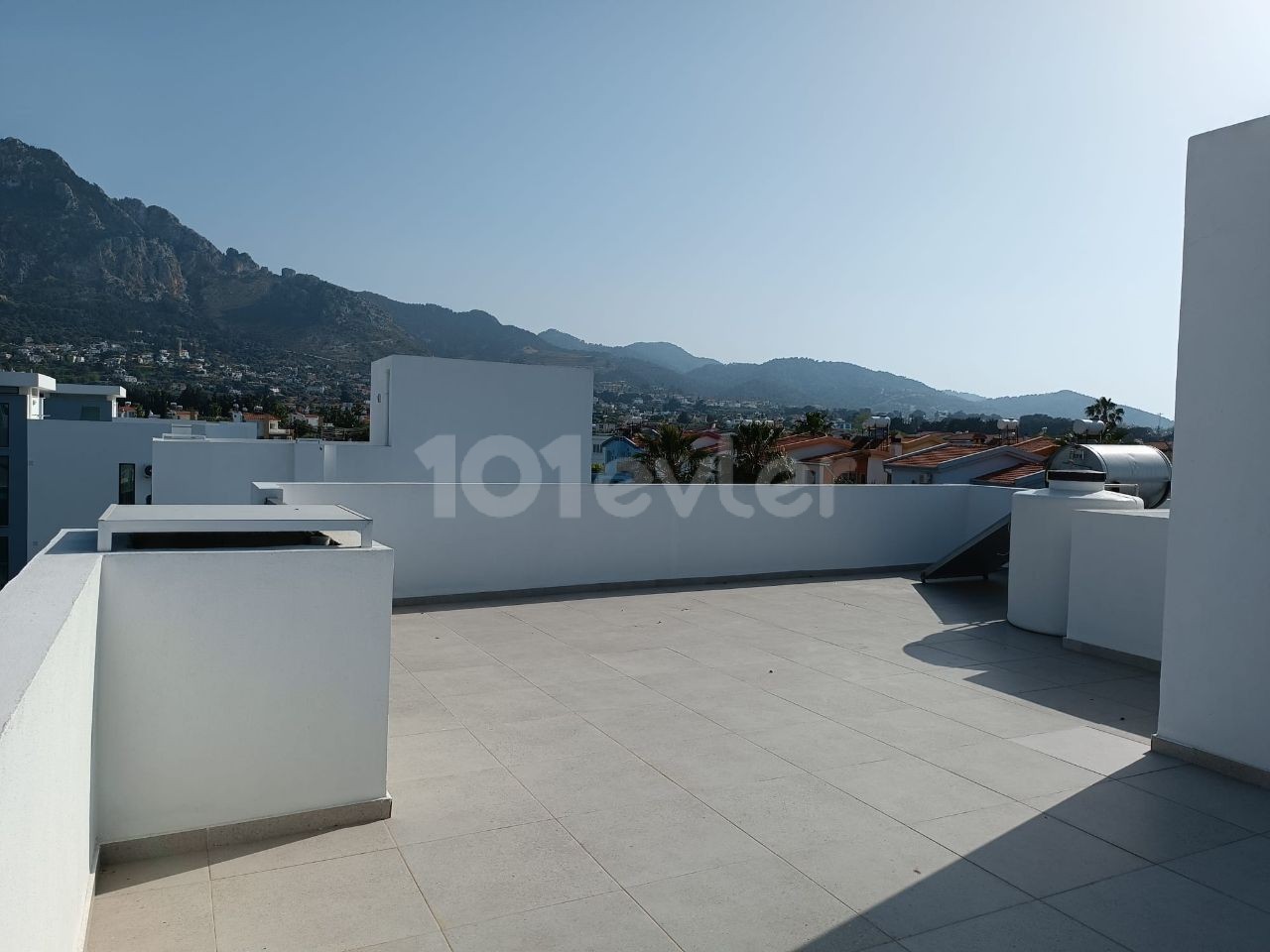 Beautiful 3 Bed Villa For Rent In Karsıyaka