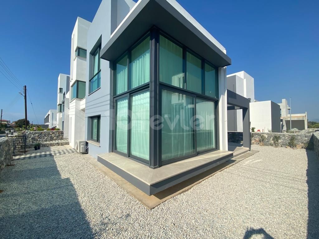 Beautiful 3 Bed Villa For Rent In Karsıyaka