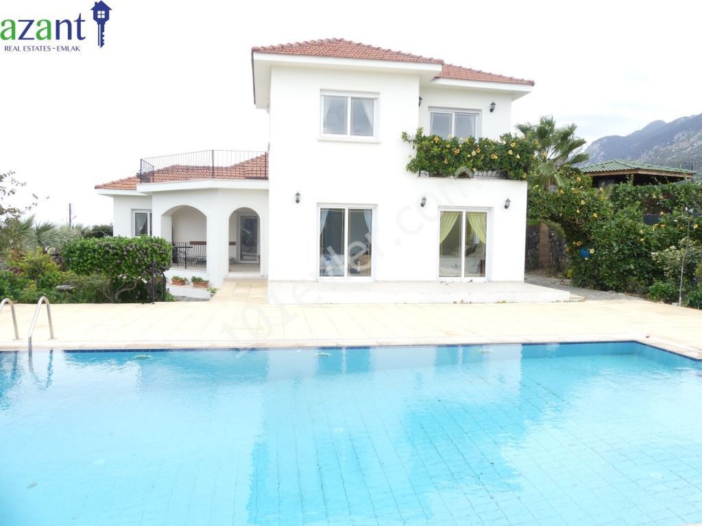 Perfect sea and mountaın view 4 bedroom villa with private pool