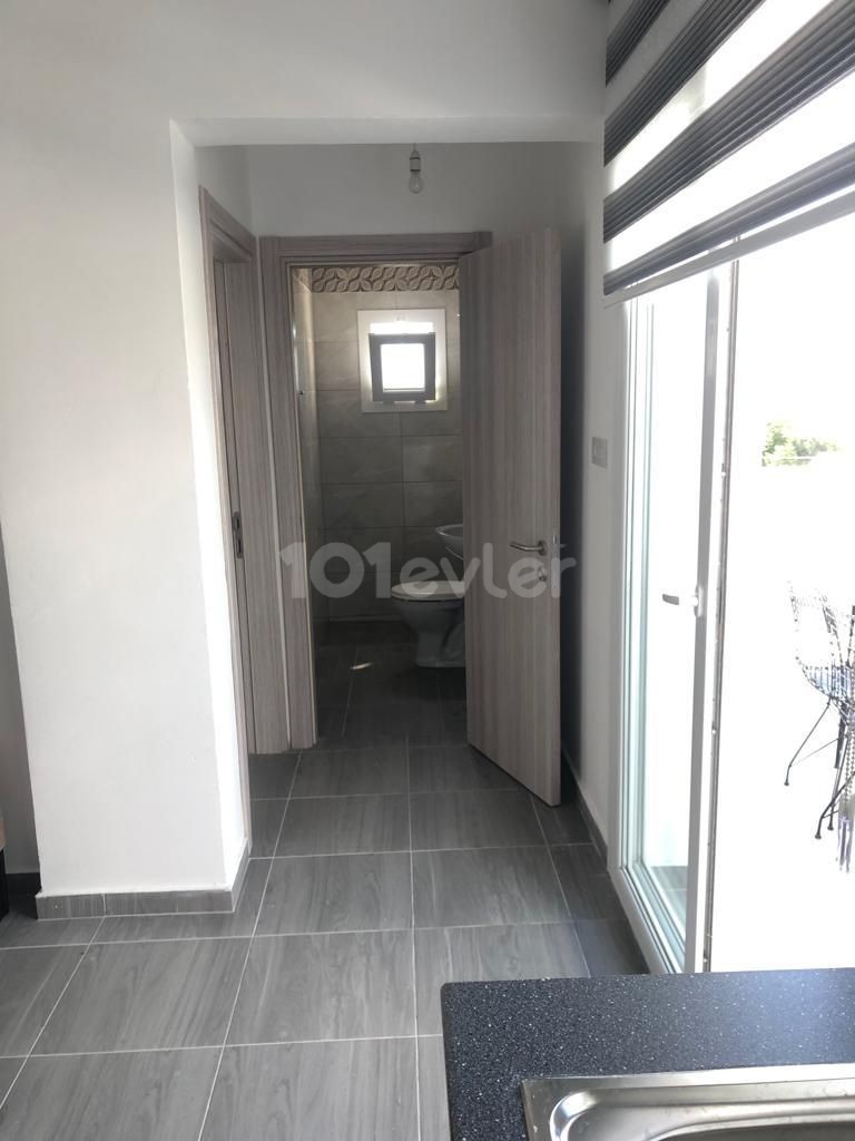 LUXURY FURNISHED NEW PENTHAUSE FLAT CLOSE TO MERIT PARK