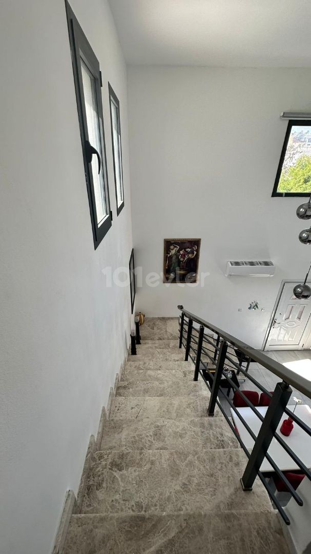 Kyrenia Alsancak 4+1 Semi-Detached Villa for Sale