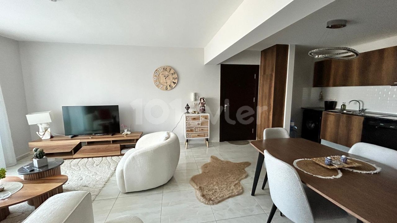 2+1 FLAT FOR SALE IN KYRENIA....