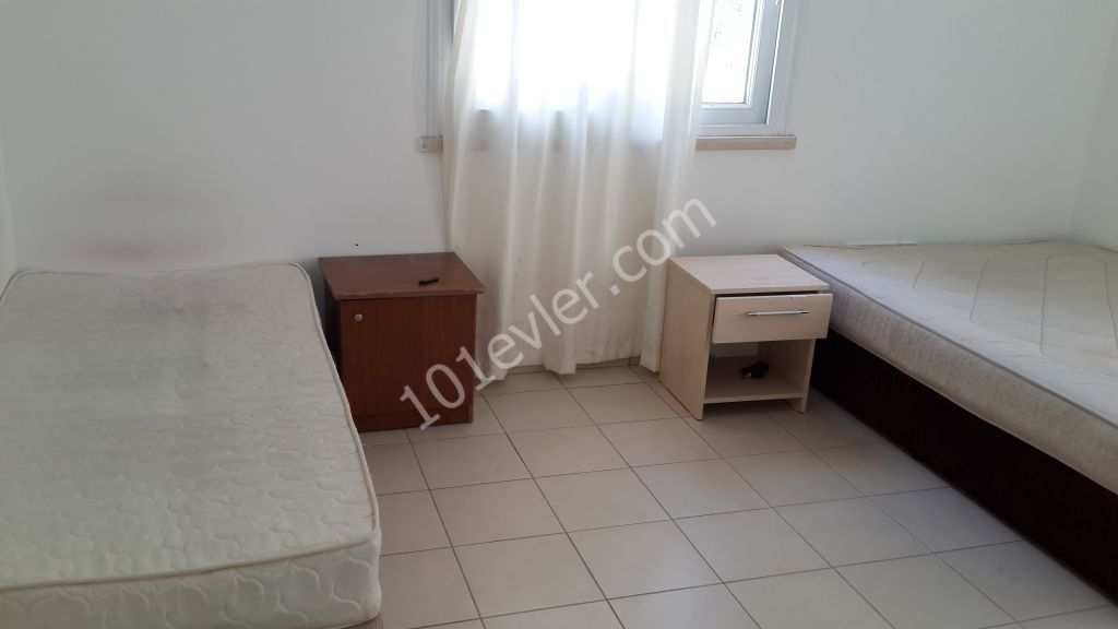 Kar market civarı 3+1 eşyalı daire