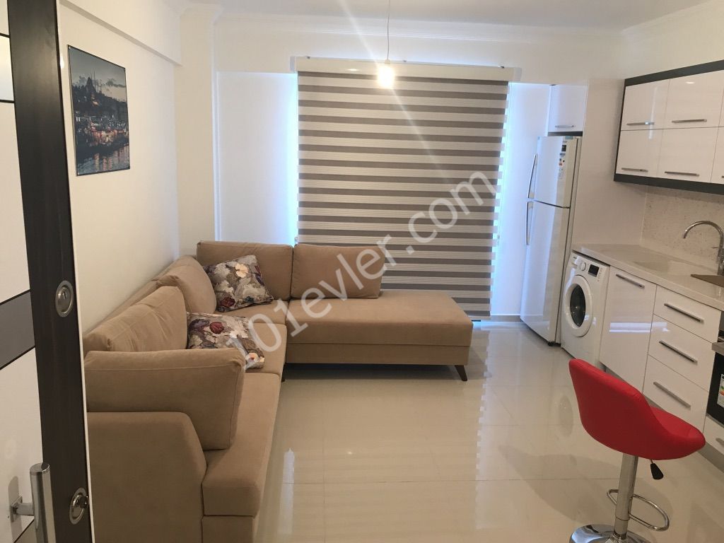 Flat To Rent in Girne Merkez, Kyrenia