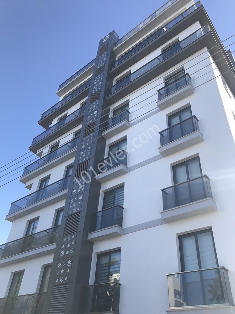 Flat To Rent in Girne Merkez, Kyrenia