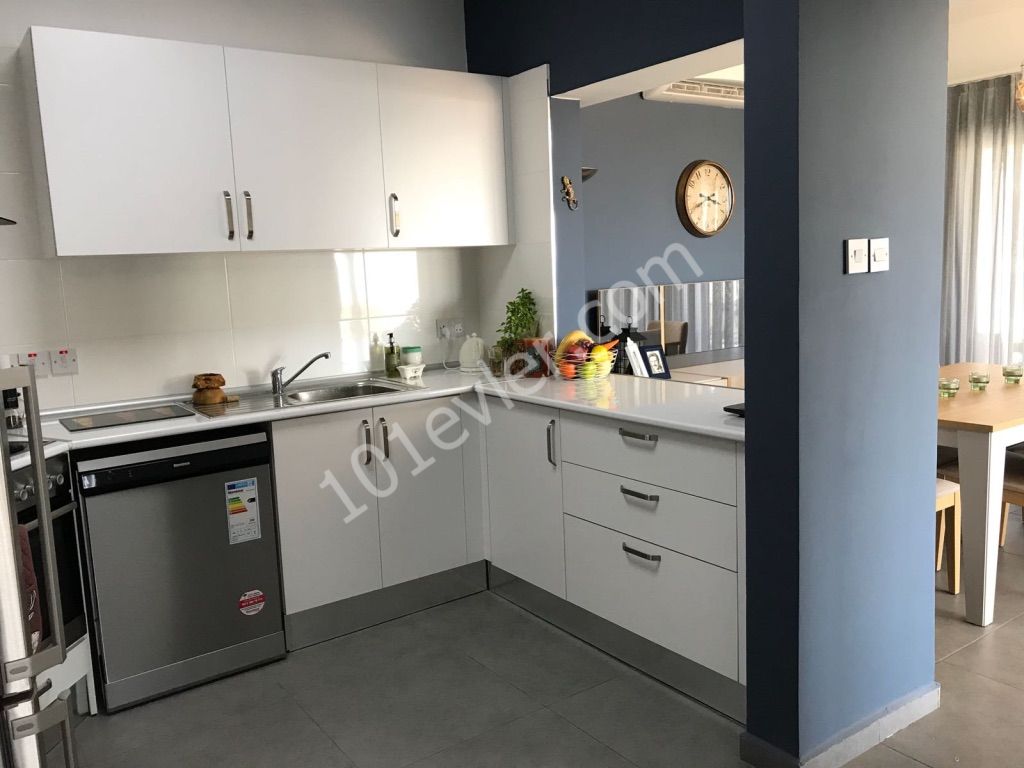 Flat To Rent in Doğanköy, Kyrenia