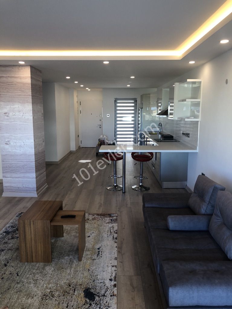 Feo Elegance'da ful eşyalı ortak havuzlu site içi güvenlikli 2+1 residence