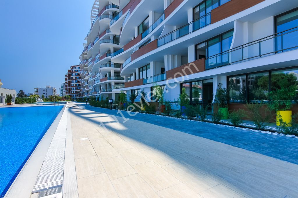 Feo Elegance'da ful eşyalı ortak havuzlu site içi güvenlikli 2+1 residence