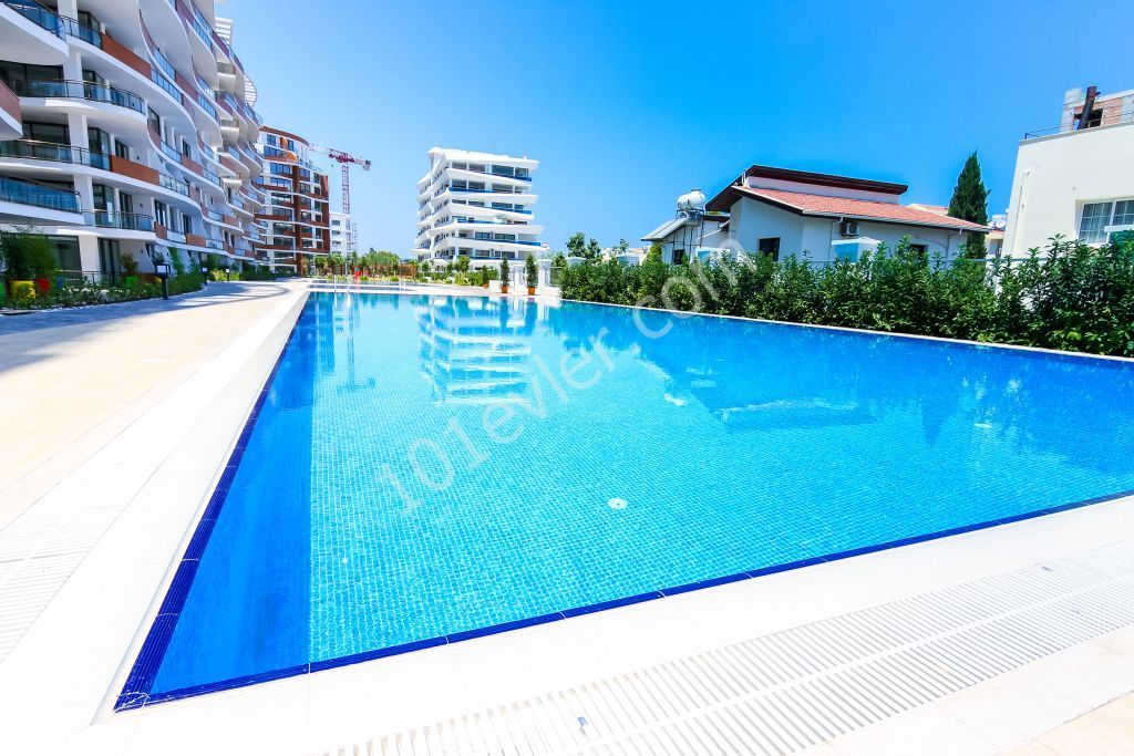 Feo Elegance'da ful eşyalı ortak havuzlu site içi güvenlikli 2+1 residence