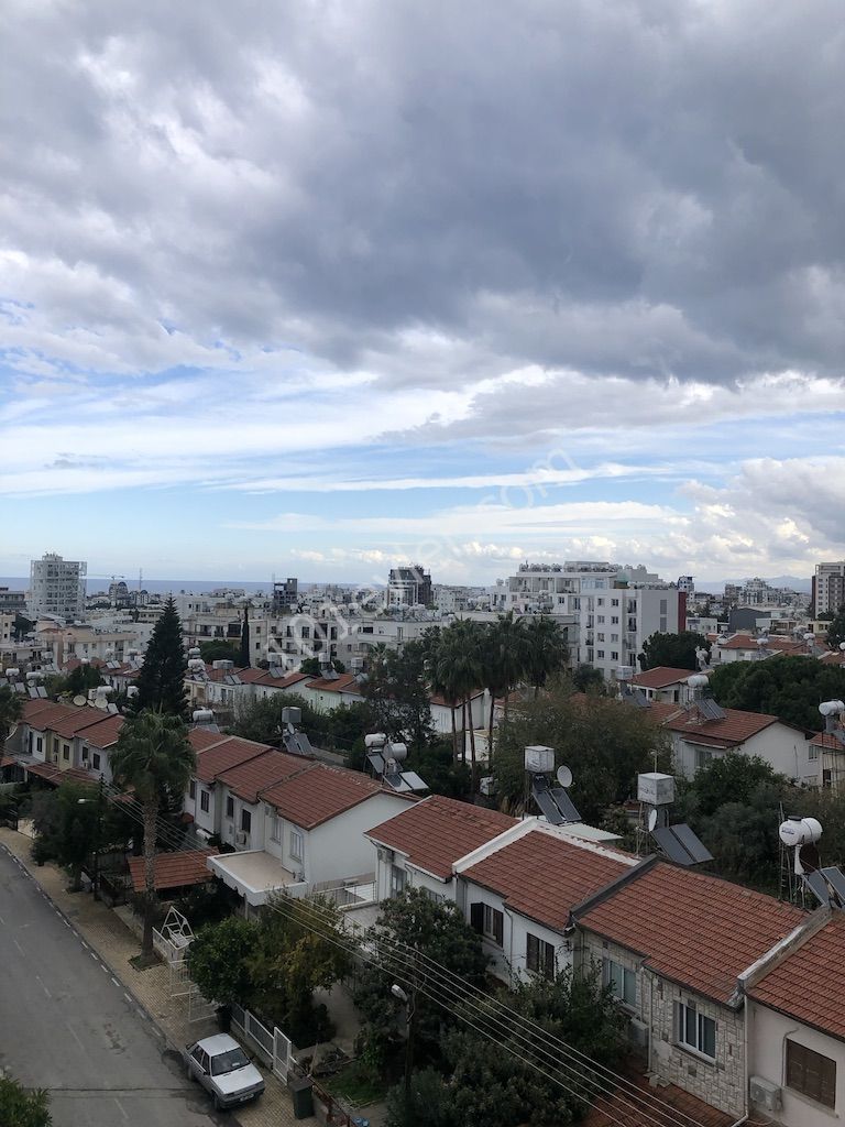 Flat To Rent in Girne Merkez, Kyrenia