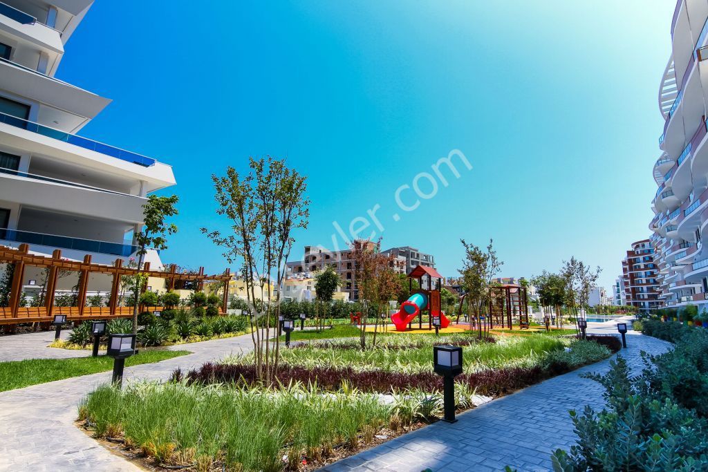 Girne'nin En Güzel Yaşam Sitesinde Eşyasız Kiralık 2+1 Lüks Daire