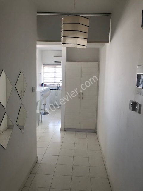 Flat To Rent in Girne Merkez, Kyrenia