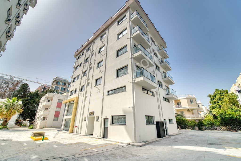 2+ 1 Apartments for Sale in a Magnificent Location in the Center of Kyrenia ** 