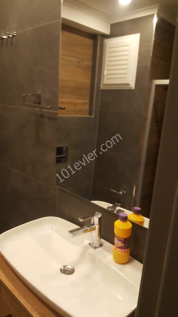 Flat To Rent in Girne Merkez, Kyrenia