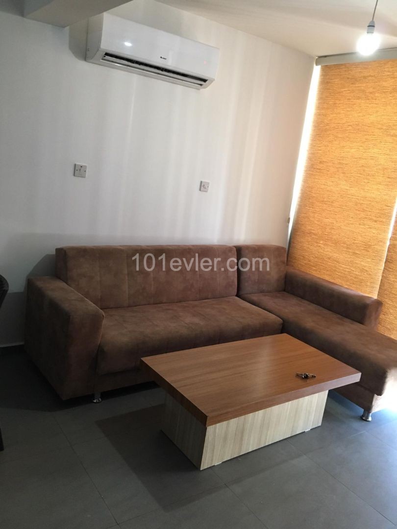 GİRNE MERKEZDE 1+1 FULL EŞYALI DAİRE