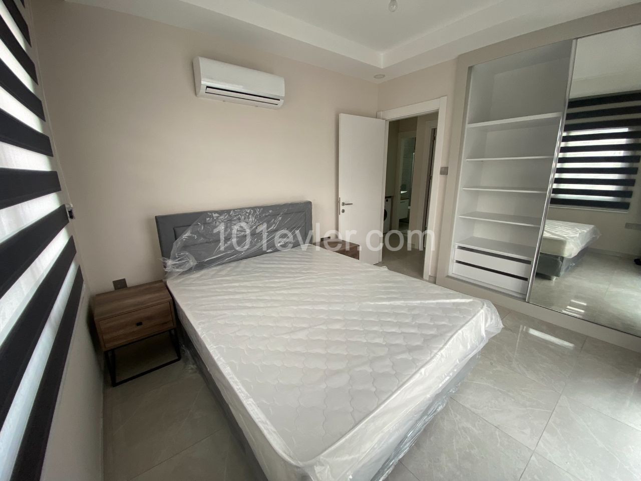 PERFECT LOCATION IN THE CENTER OF KYRENIA LUXURIOUS FURNISHED 2+1 ** 