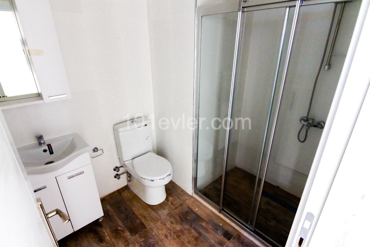 GİRNE MERKEZDE FUL EŞYALI 2+1 PENTHOUSE  