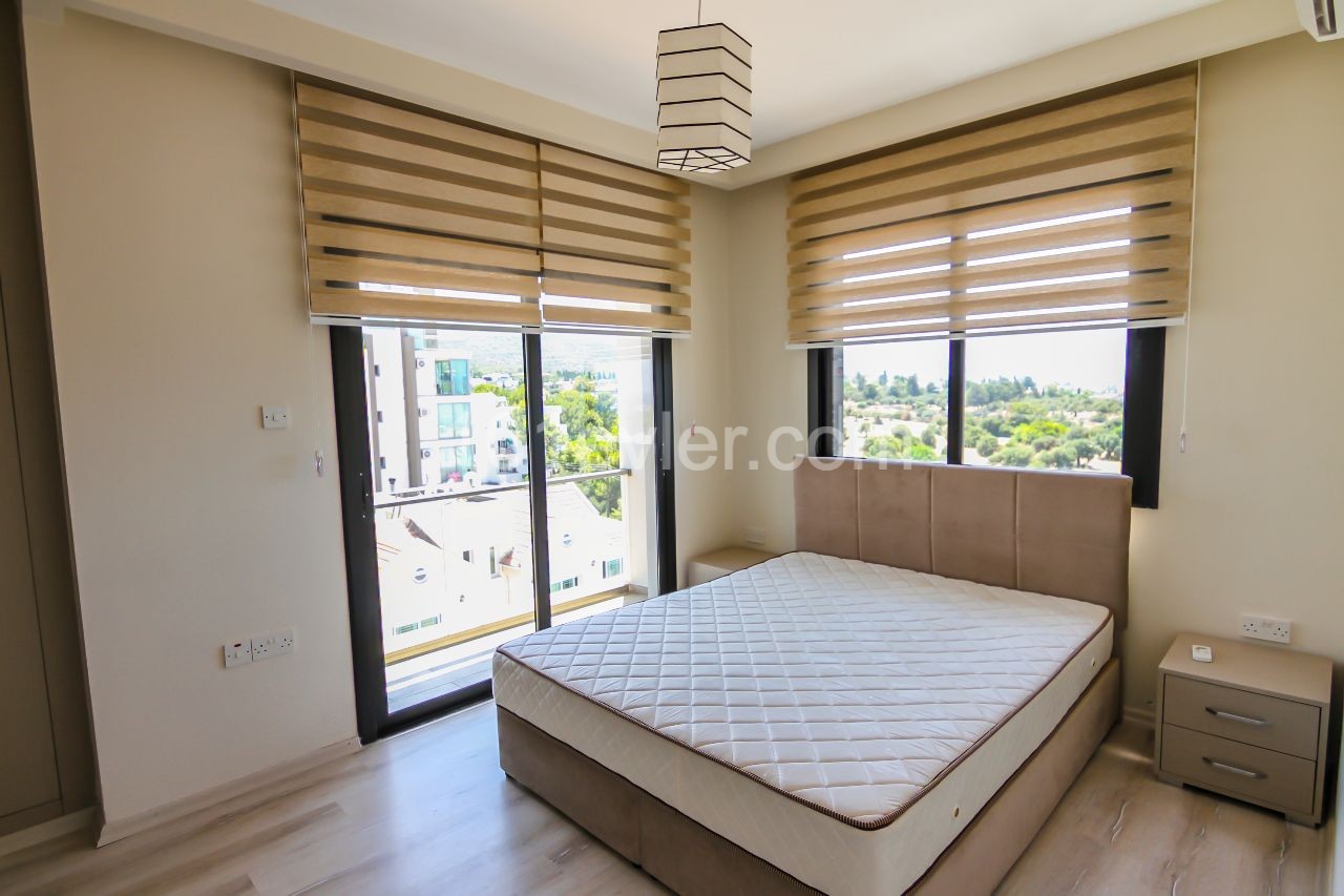 LUXURIOUS FURNISHED 2+1 BATHROOM IN KYRENIA CENTER ** 