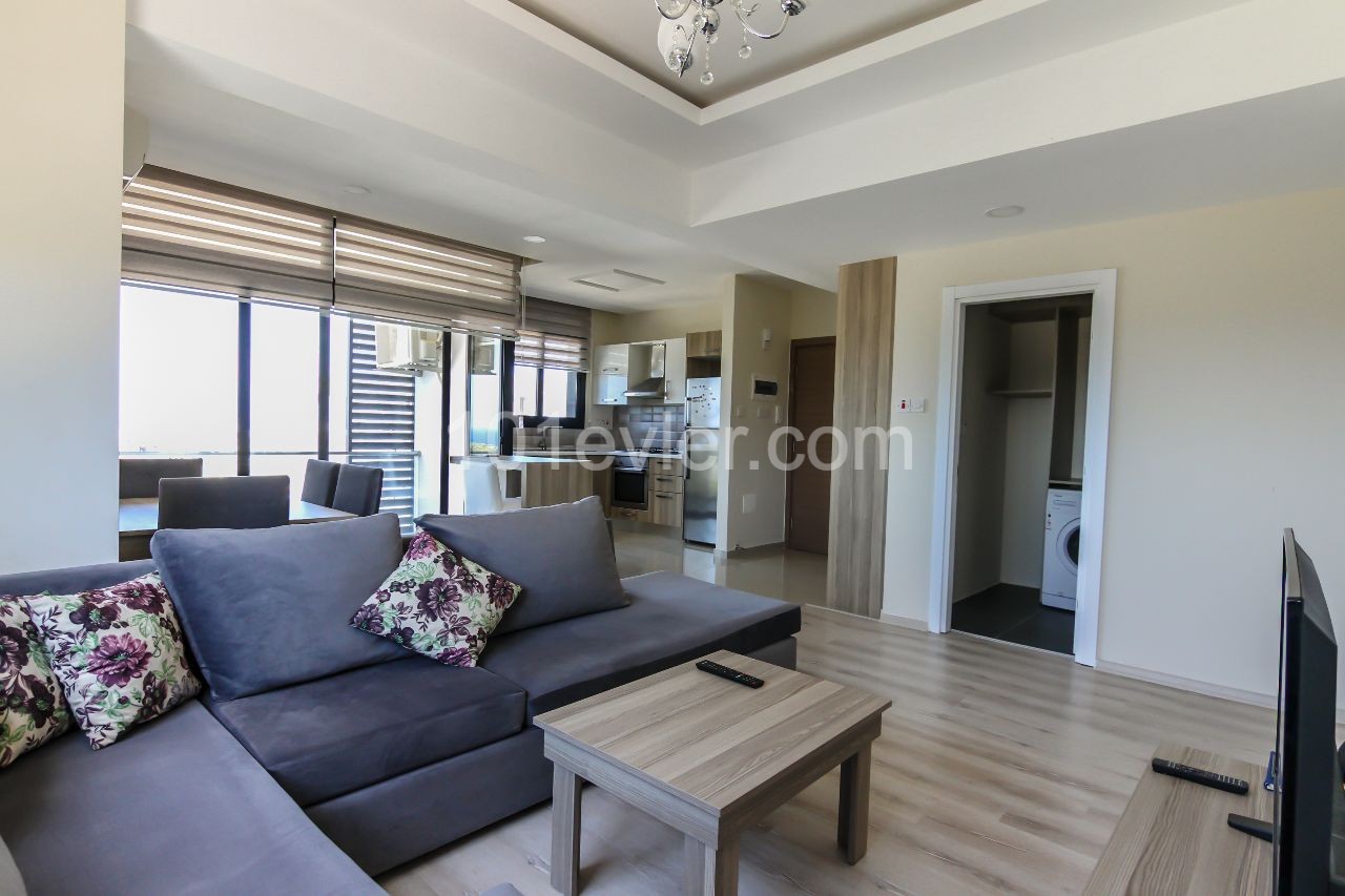 LUXURIOUS FURNISHED 2+1 BATHROOM IN KYRENIA CENTER ** 