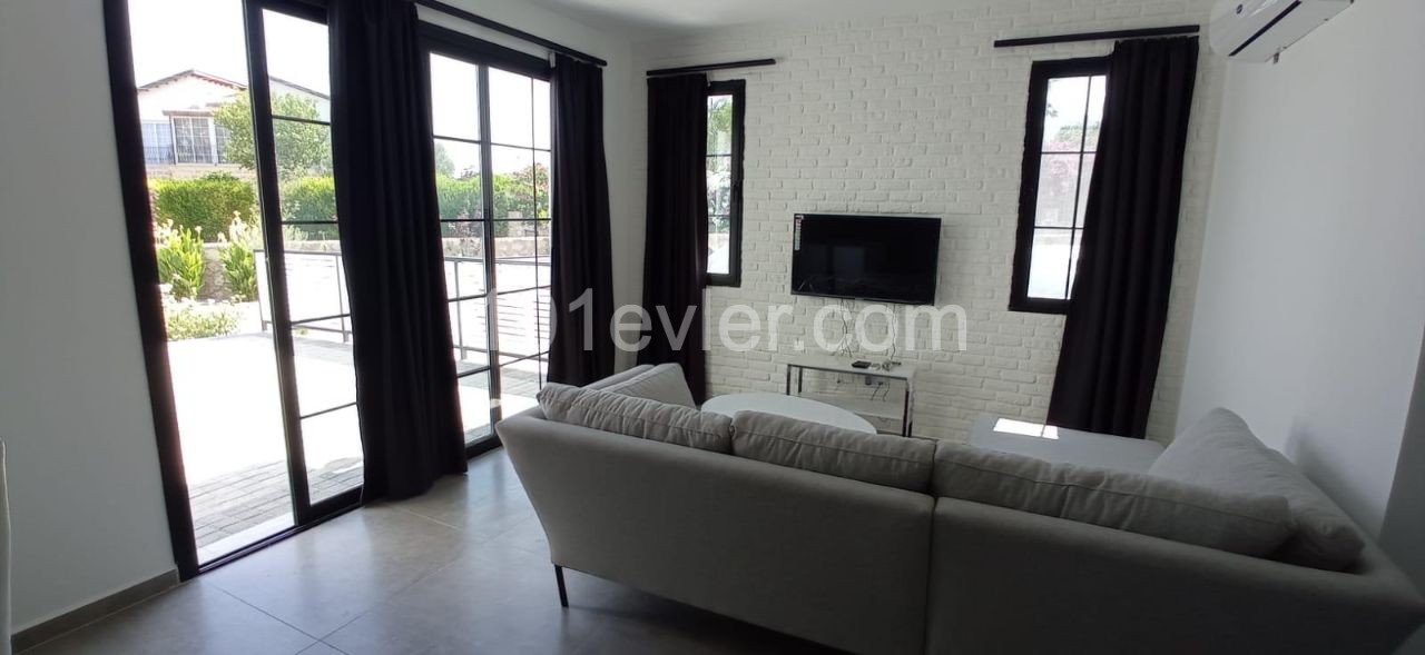 2+1 Luxury Flat for Rent in a Complex with Communal Pool in Lapta