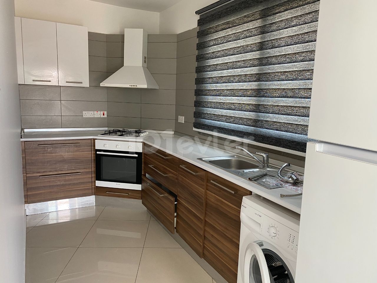 GİRNE MERKEZDE LÜX EŞYALI 2+1 PENTHOUSE 