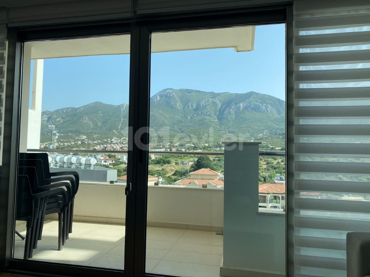 High-Rise 2+1 Flat For Rent In A Secure Complex In The Center Of Kyrenia