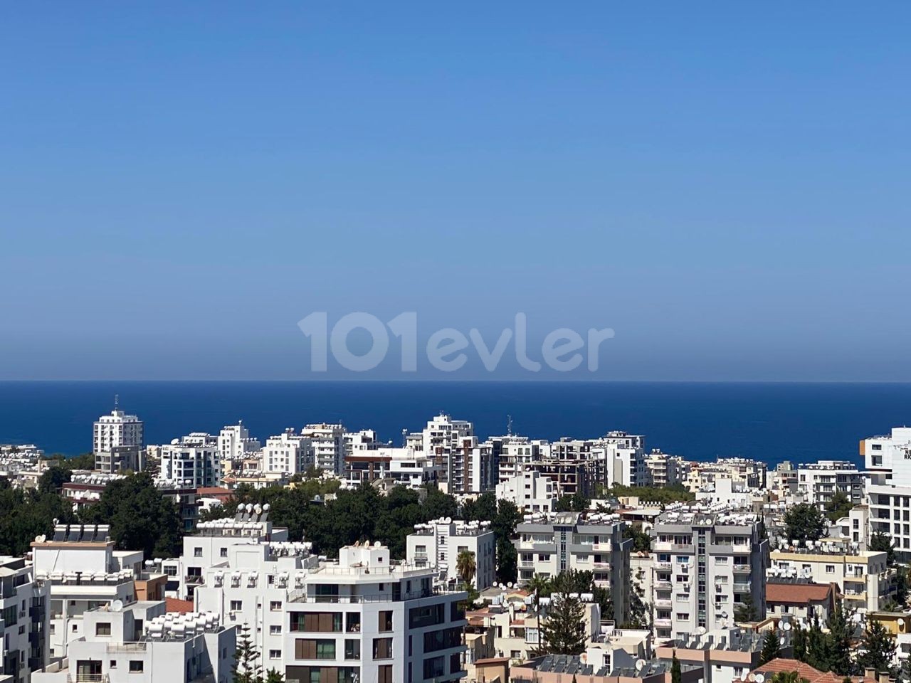 2+1 Penthouse Zu Vermieten In Kyrenia Zentrum ** 