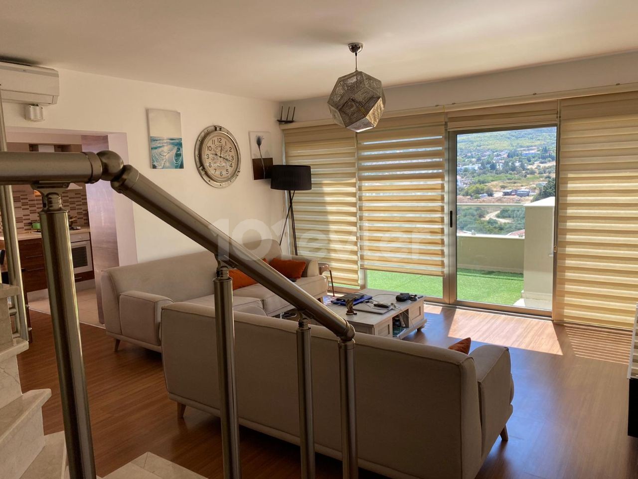 Girne Merkezde Full Eşyalı 2+1 Lüx Dublex Penthouse