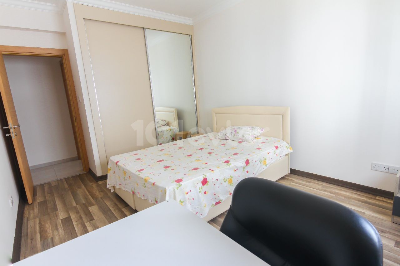 Flat To Rent in Girne Merkez, Kyrenia