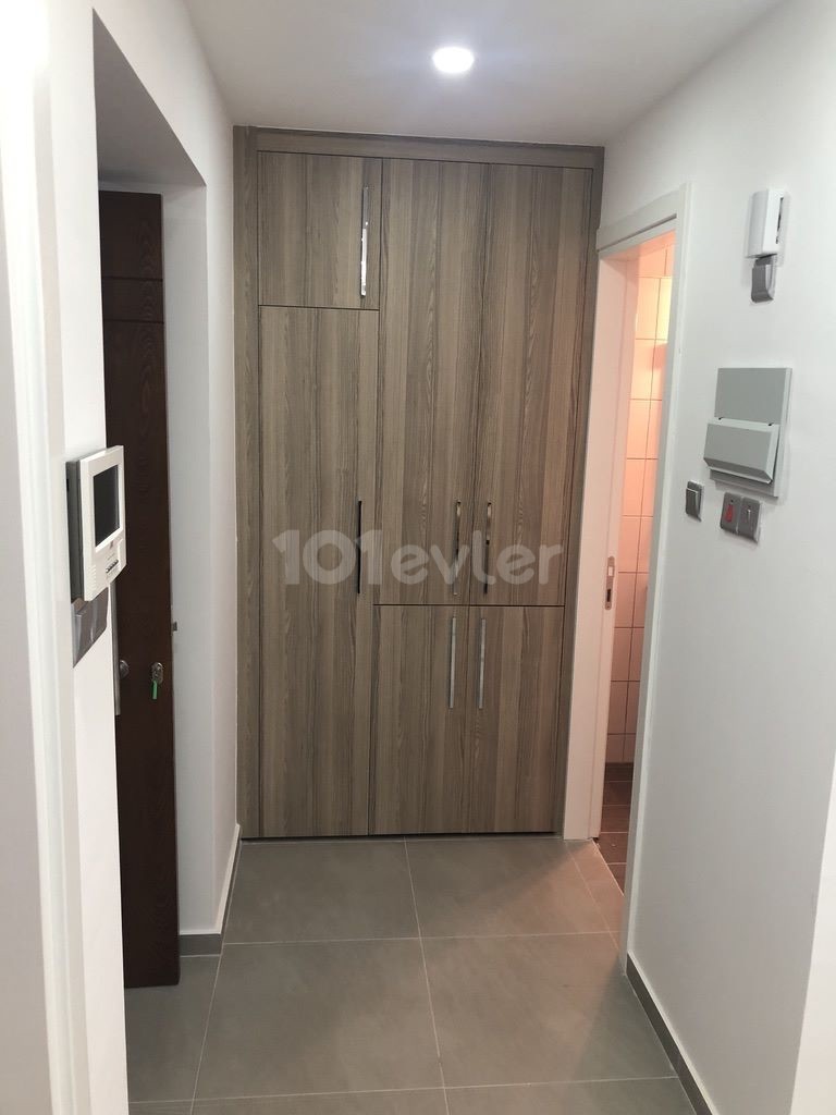 GİRNE MERKEZ BÖLGESİNDE  EŞYALI 1+1  DAİRE