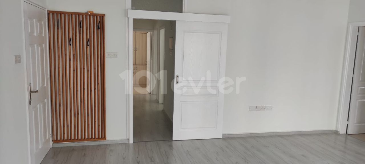 Girne boğazda kiralık 3+1