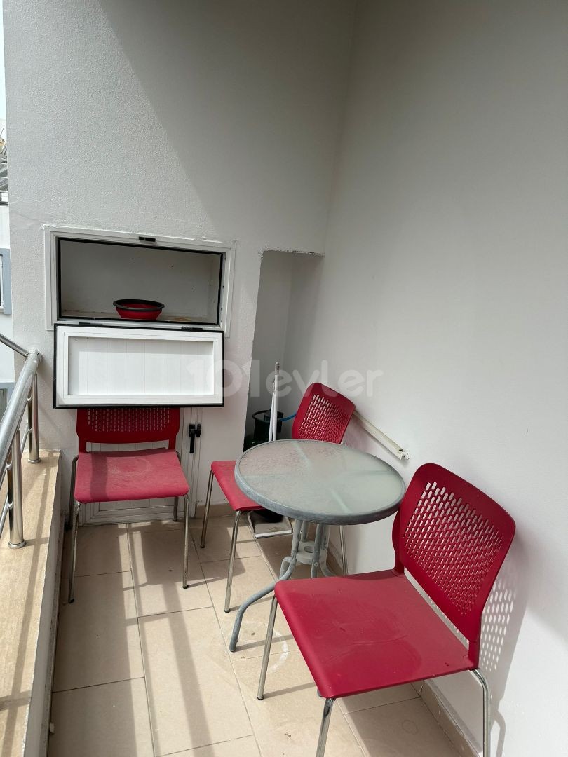 Möblierte 2+1-Wohnung zur Miete in der Sismar-Straße in Nikosia