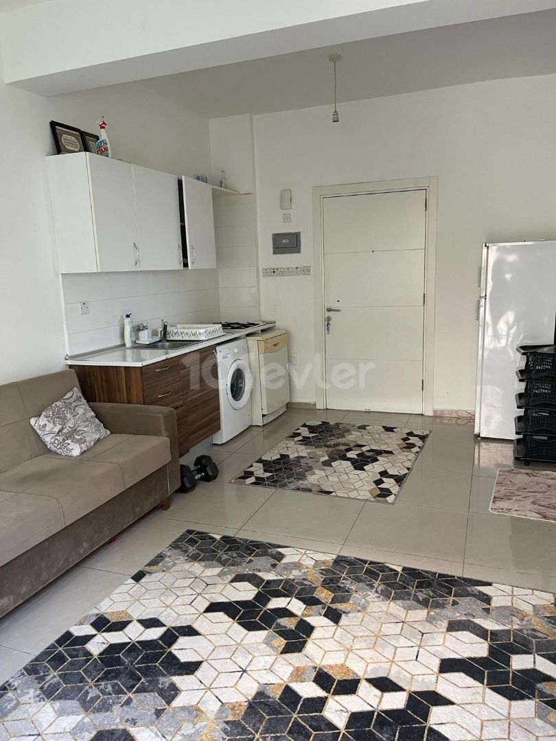 1+1 FLAT WITH MONTHLY PAYMENT IN ALSANCAK!