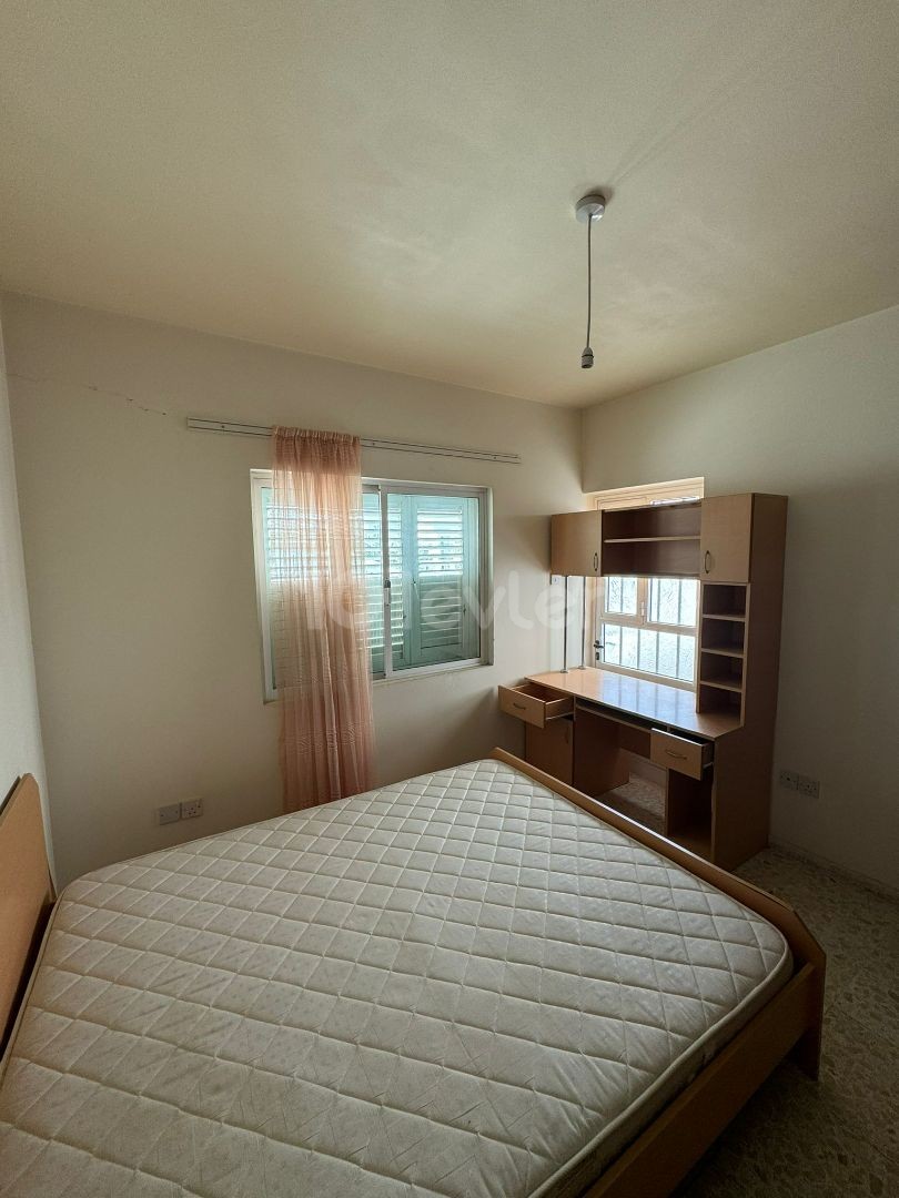 3+1 flat for rent to female students in Nicosia Küçük Kaymaklı area.