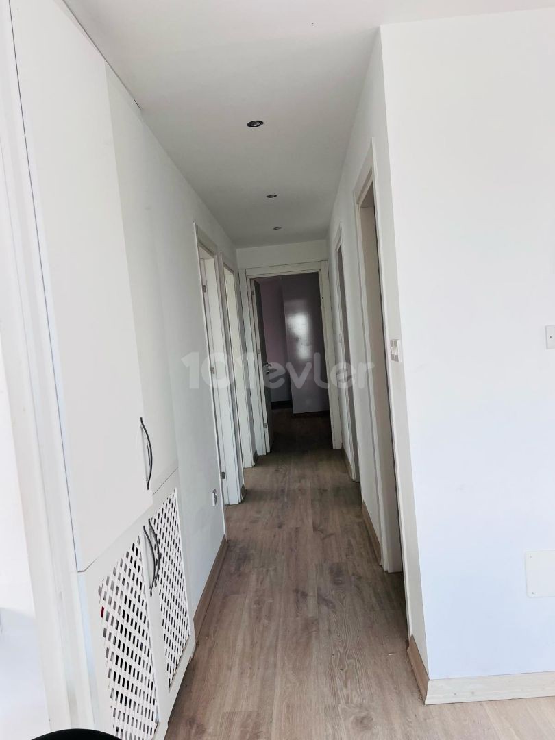 FOR RENT 3+1 Flat: Nicosia Küçük Kaymaklı