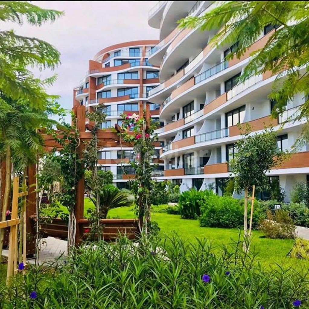 2+1 möblierte Wohnung zu verkaufen in Kyrenia Akacan Elegance Komplex 