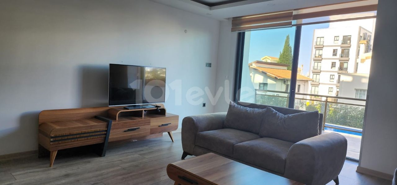 2 + 1 apartment for rent with monthly payment of 700 gbp in Akacan Elegance site in the center of Kyrenia