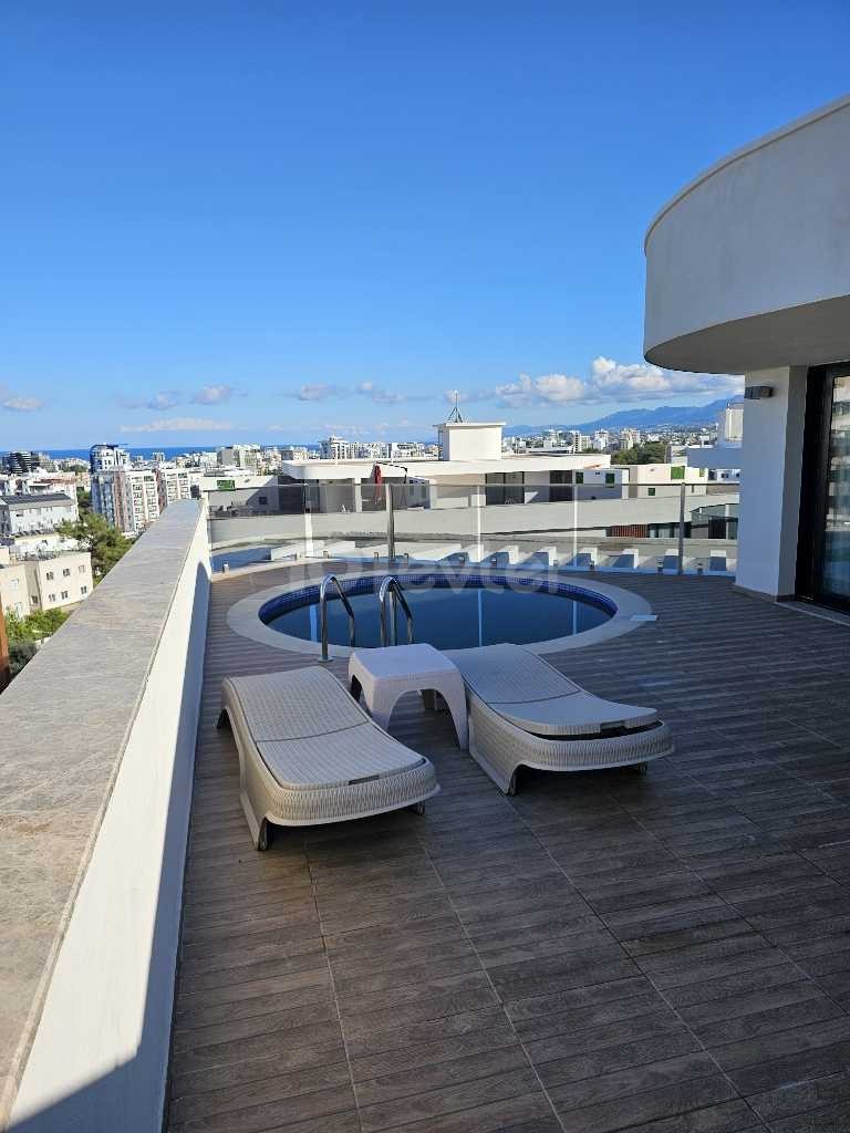 PENTHOUSE FOR SALE IN KYRENIA CENTER WITH POOL AND TERRACE!!