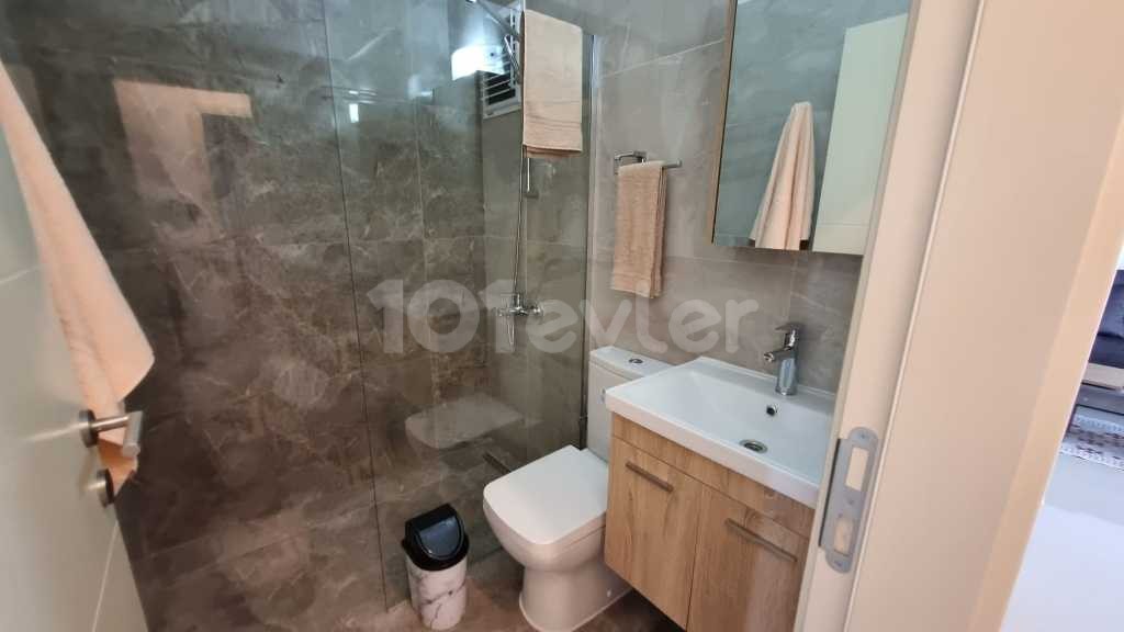 FULLY FURNISHED FLAT FOR RENT IN KYRENIA CENTER!! 650 STG!!