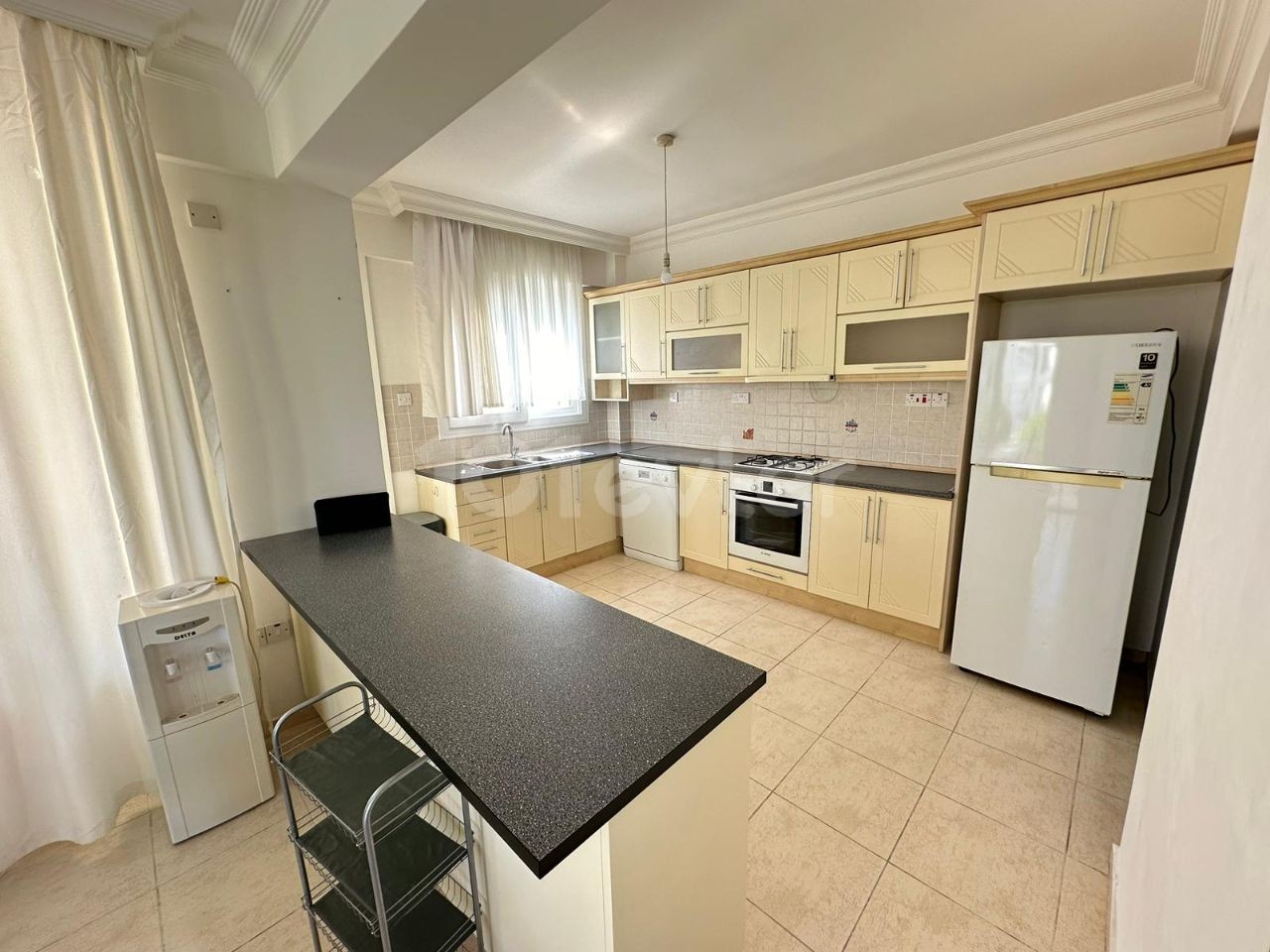 ALSANCAK'TA 3+1 FULL EŞYALI SATILIK DAİRE!!