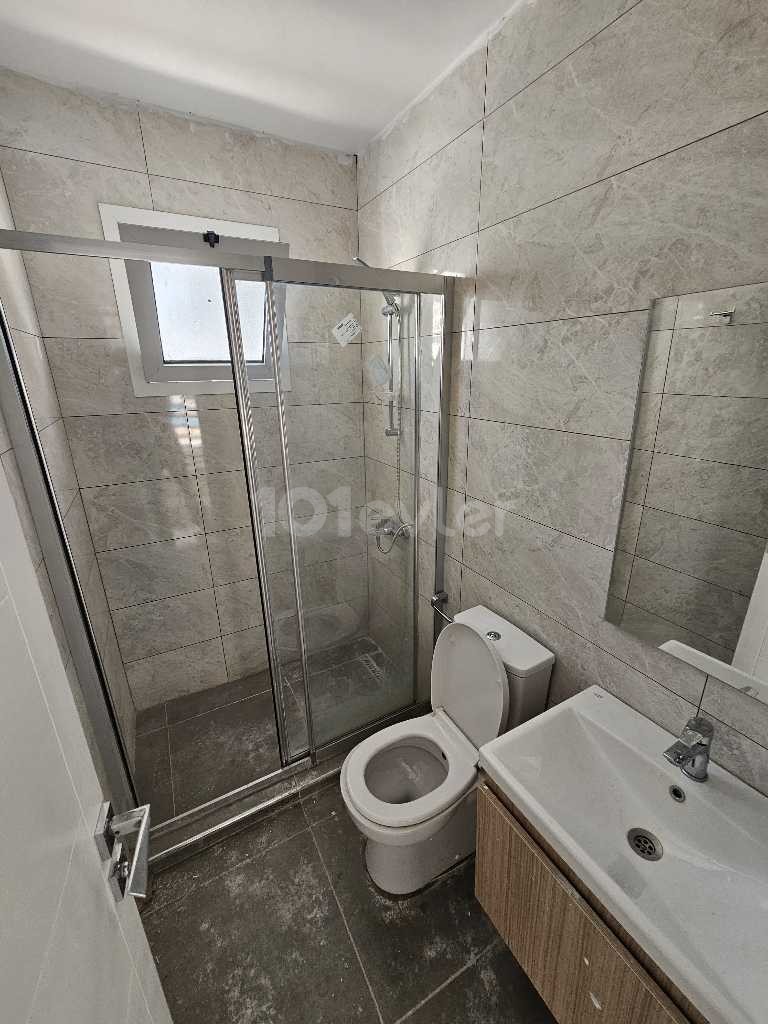 2+1 FLAT FOR RENT UNFURNISHED FLAT WITH POOL WITHIN THE SITE