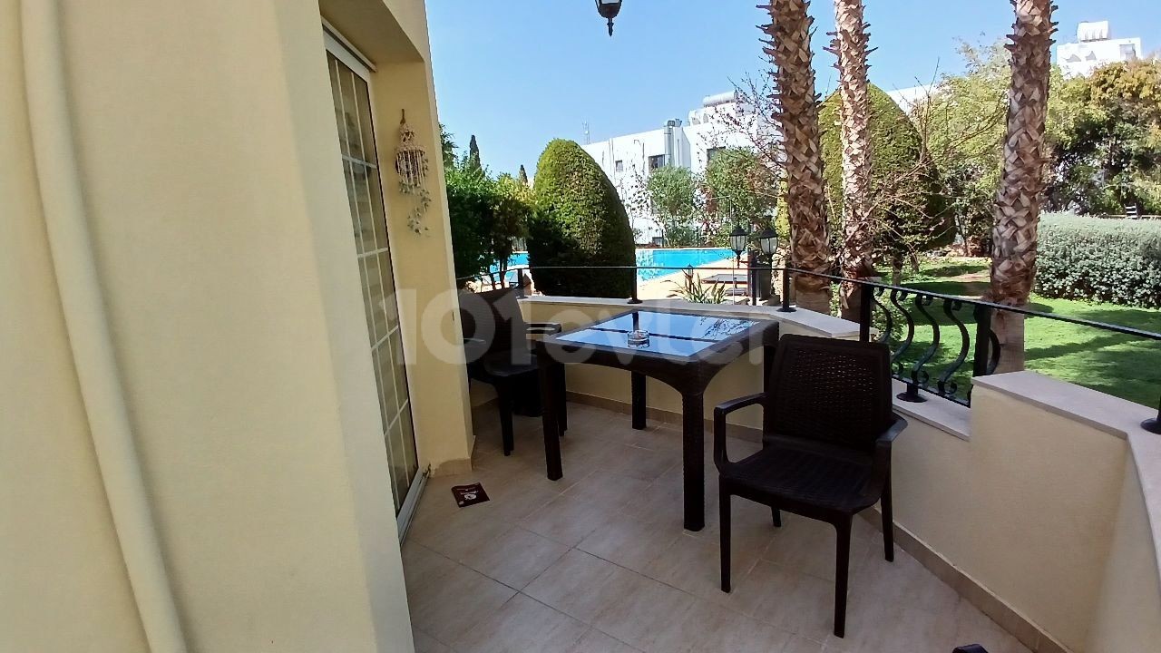 3+1 luxury flat for rent in Zeytinlik/Kirne, on the ground floor, in a complex with a pool