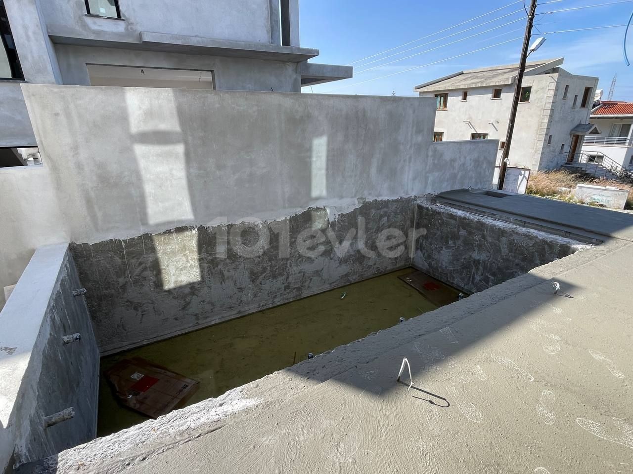 4-Zimmer Twin villen mit Meerblick und privatem Pool in Çatalköy zu verkaufen