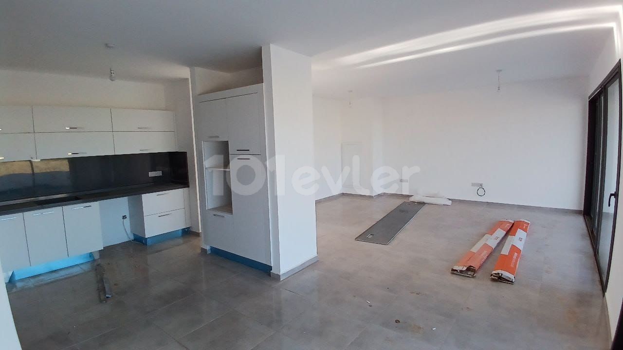 3+1 opportunity villa with pool ready for delivery in Yeniboğaziçi (Corner)