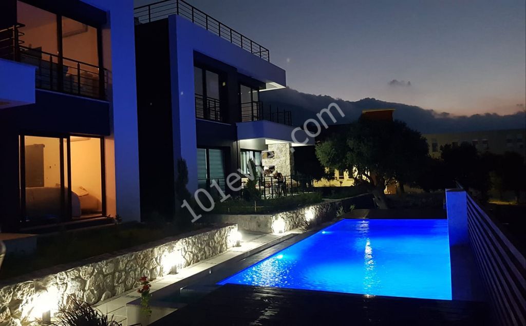 Flat For Sale in Alsancak, Kyrenia